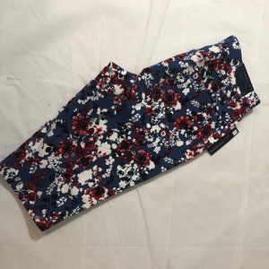 Bandolino Thea Pull On Floral Skimmer Capris